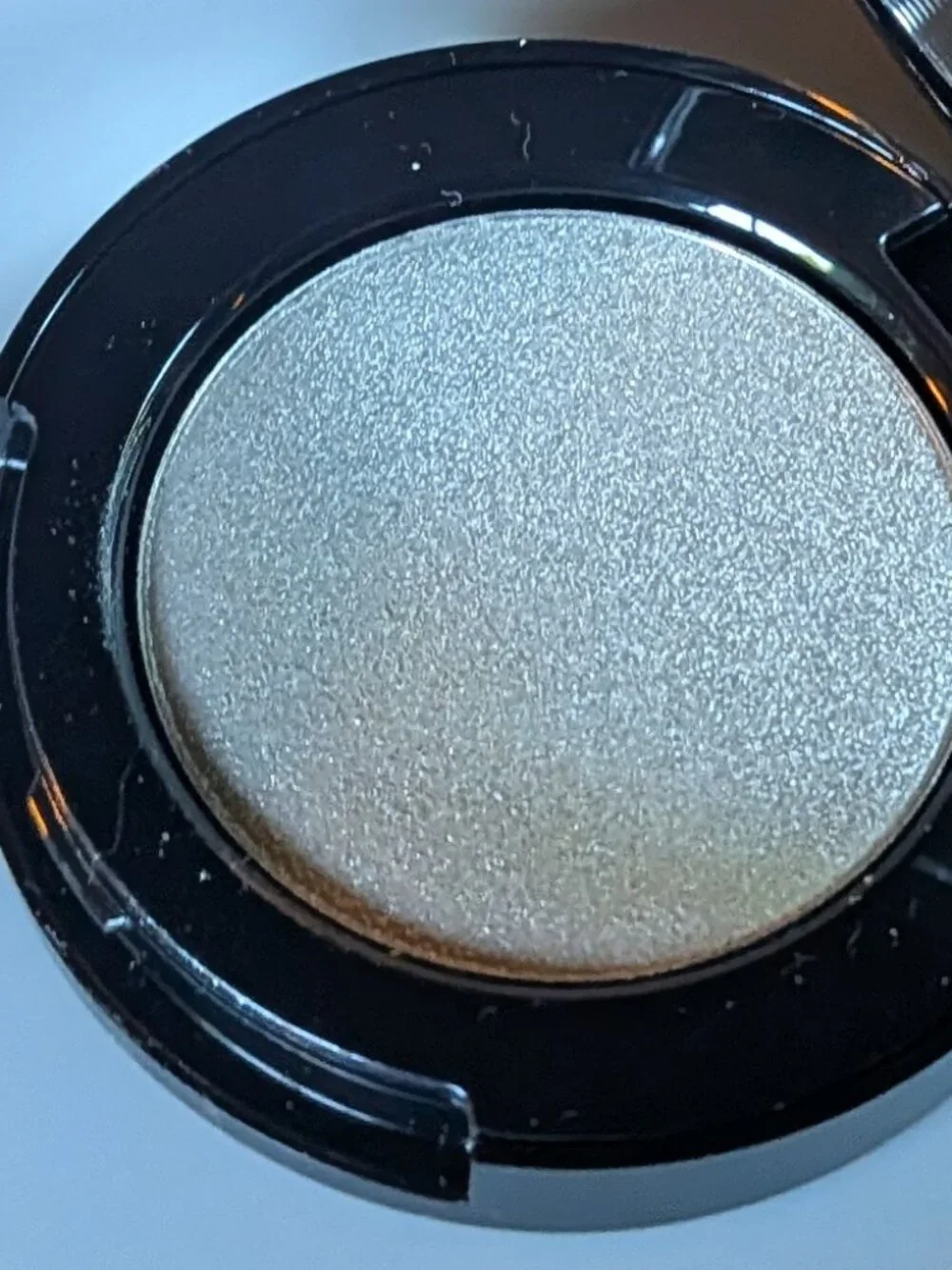 Alima Pure Refillable Pressed Eyeshadow Compact + Refill Pan in Solar